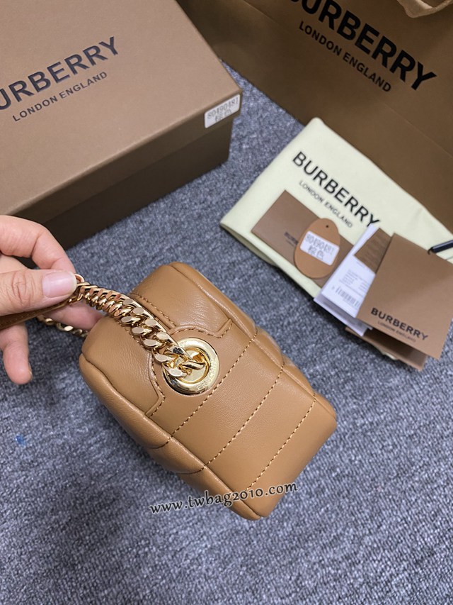 Burberry專門店新款絎縫款Lola蘿納相機包 巴寶莉羔羊皮小斜挎女包 yxb1090